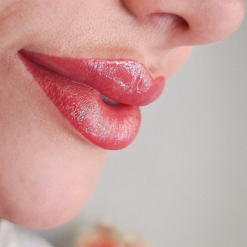 Airbrushed Aquarelle Lips